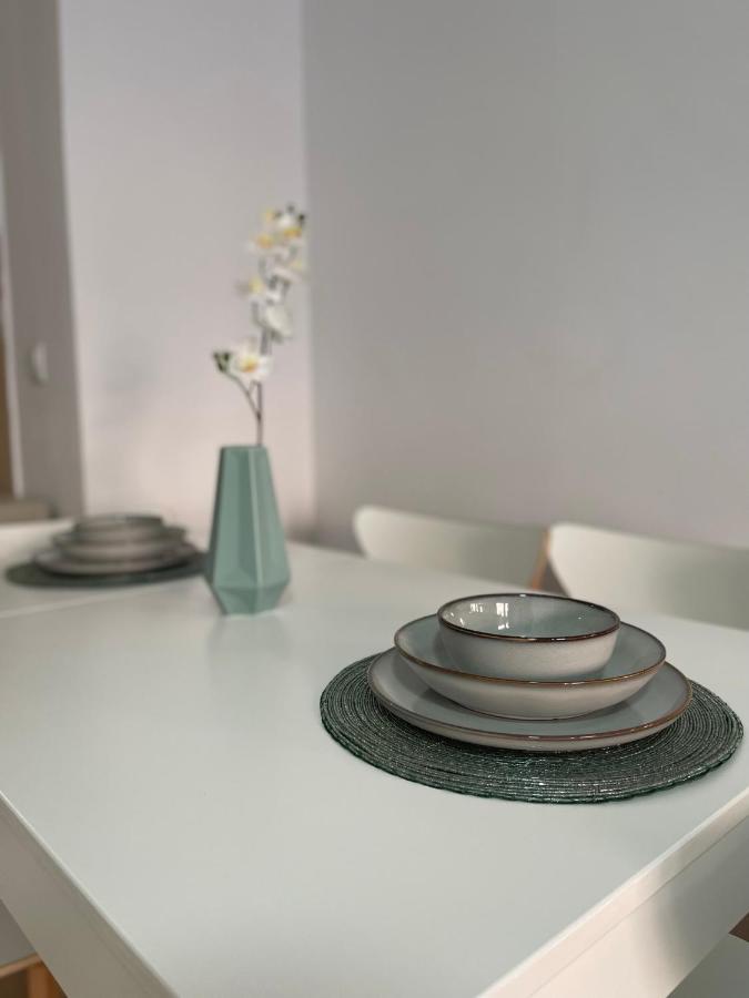 Three Bedroom Apartment With Pool In Torrevieja Exterior foto
